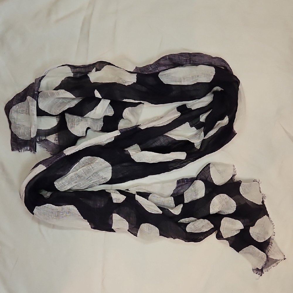 Robert Talbott Black and White Scarf Bold Pattern
